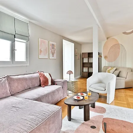 Apartament Lumineux & Spacieux - Vue Degagee, Arc De Triomphe