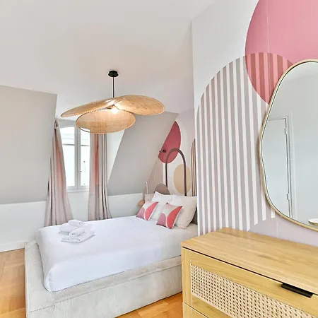 Lumineux & Spacieux - Vue Degagee, Arc De Triomphe Appartement Parijs