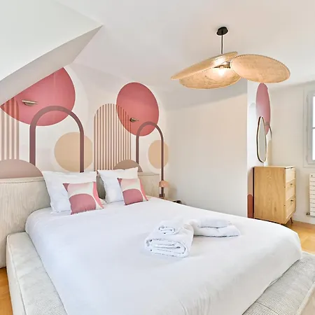 Lumineux & Spacieux - Vue Degagee, Arc De Triomphe *