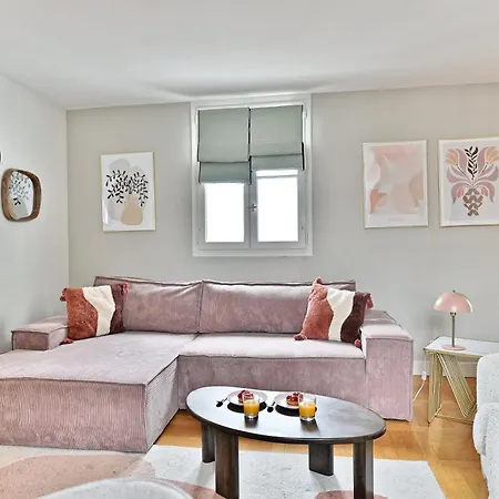 Appartement Lumineux & Spacieux - Vue Degagee, Arc De Triomphe Parijs