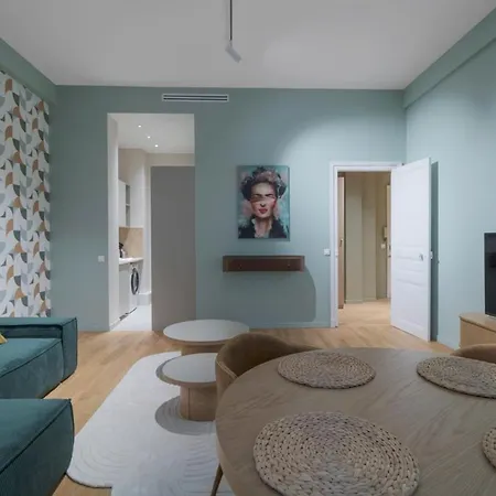 Lumineux & Spacieux - Vue Degagee, Arc De Triomphe Appartement